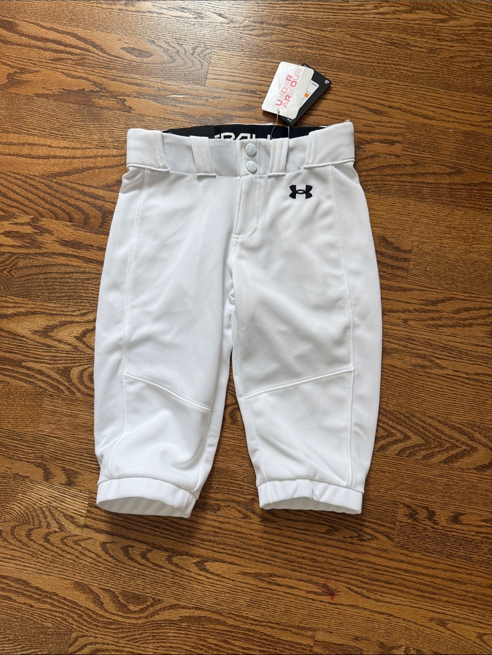 NWT Under Armour Youth White Baseball Softball Cropped Pant